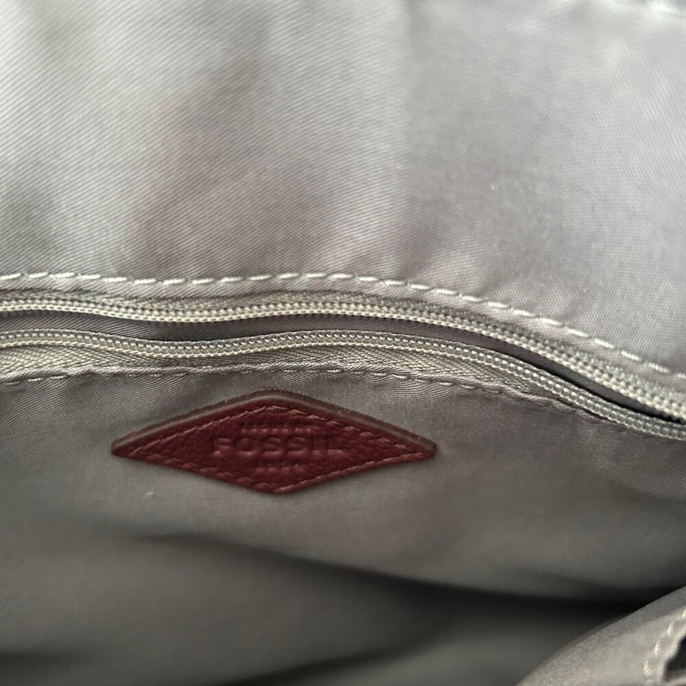 Fossil Large Crossbody Bag - Picture 2 of 5